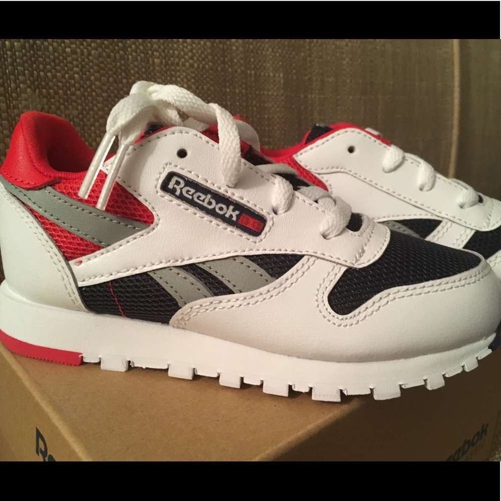 NEW Reebok Classic Leather - Boys Toddler Sz 10